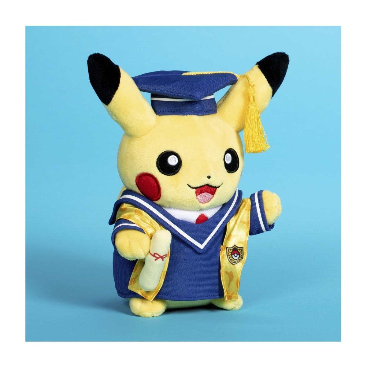 Pikachu Celebrations: Graduate Pikachu Poké Plush - 20 cm
